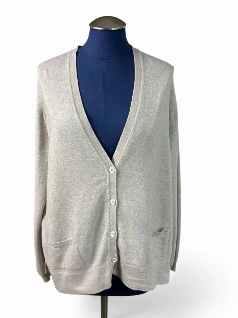 Hania by Anya Cole Cashmere Cardigan from Scotland 100% Cashmere Size Large